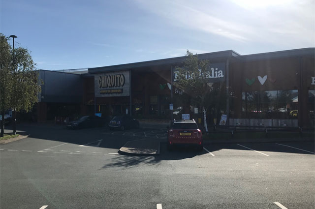 Bespoke-built retail food outlet 5