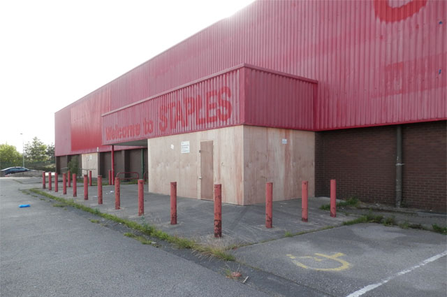 Redevelopment of existing site to create new retail facilities 3